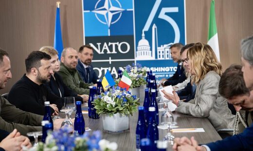 Giorgia Meloni e Volodymyr Zelensky al vertice NATO