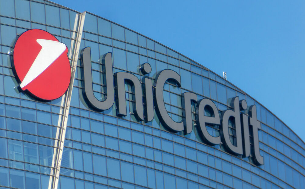 UniCredit logo
