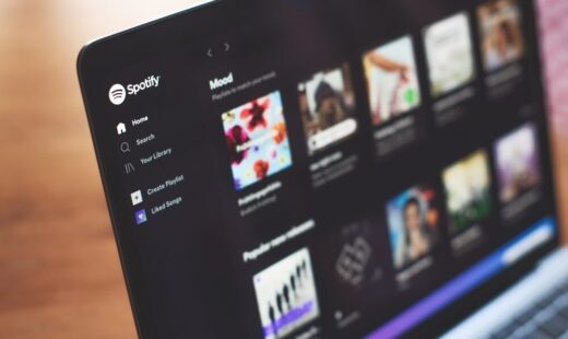 Screenshot della nuova interfaccia di Spotify con Music Video Charts