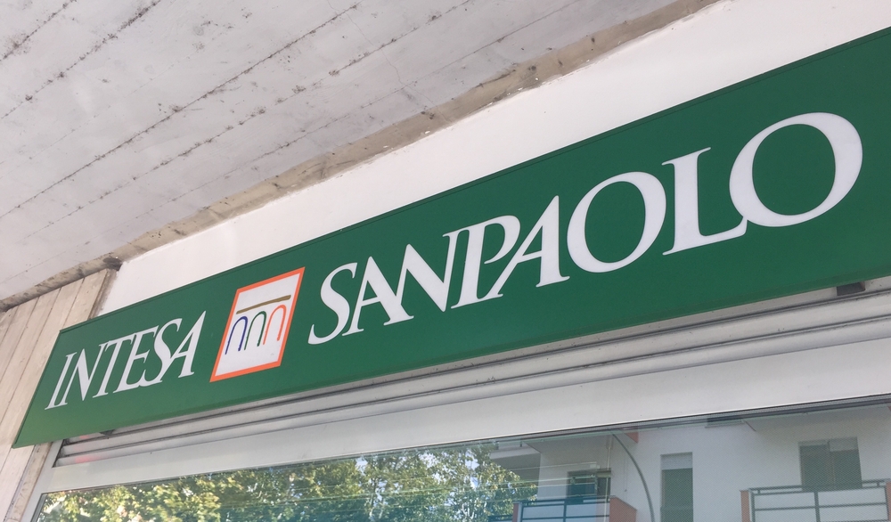 Logo di Intesa Sanpaolo e Ideofarm