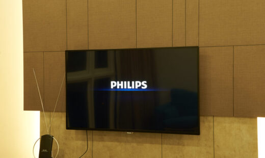 Philips Hue Play Gradient Strip Light Pro