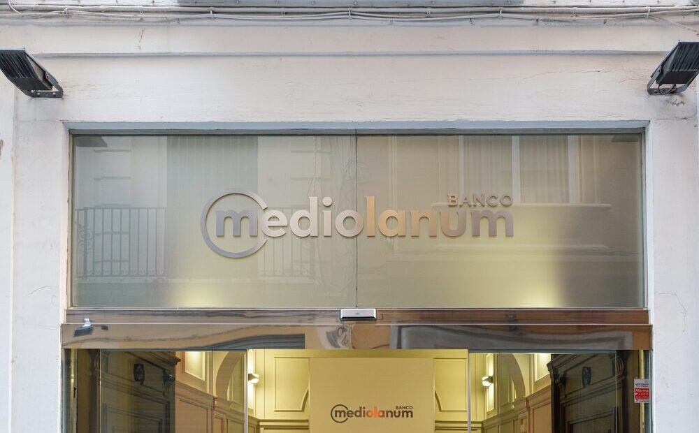 Banca Mediolanum annuncia piano assunzioni