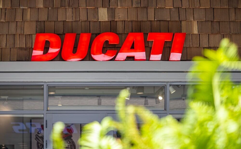 Logo Ducati su moto