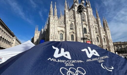 Volontari di Milano Cortina durante l'evento