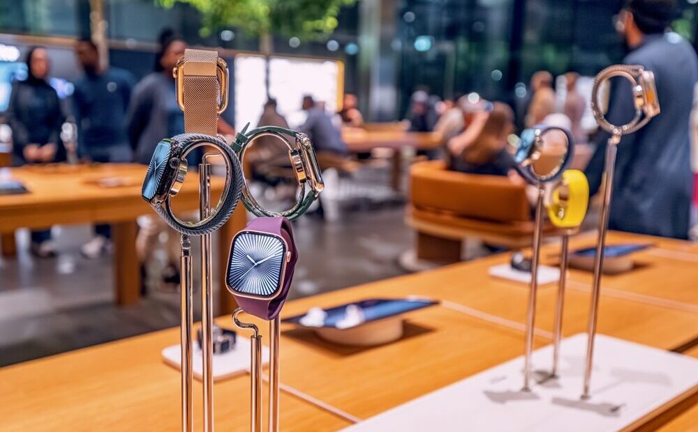 Apple Watch Series 12 in diverse varianti di materiale