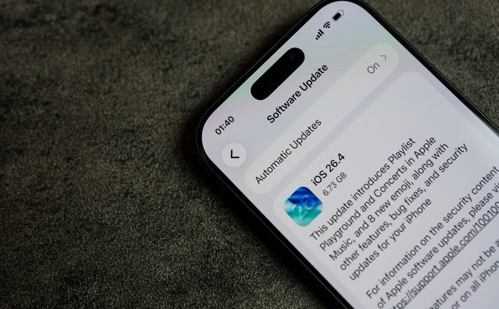 Screenshot di iOS 27 con nuova Siri AI